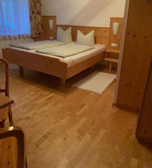 גמונד Pension & Ferienwohnung Dullnig מראה חיצוני תמונה